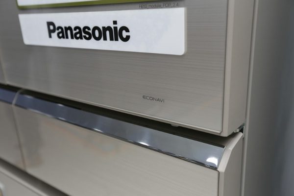 Tủ lạnh Panasonic 588 lít NR-F610GT-N2