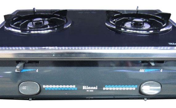 Bếp gas Rinnai RV-4600 (GL-T) thiết kế 2 bếp