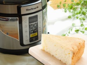 bánh bông lan bằng nồi cơm điện