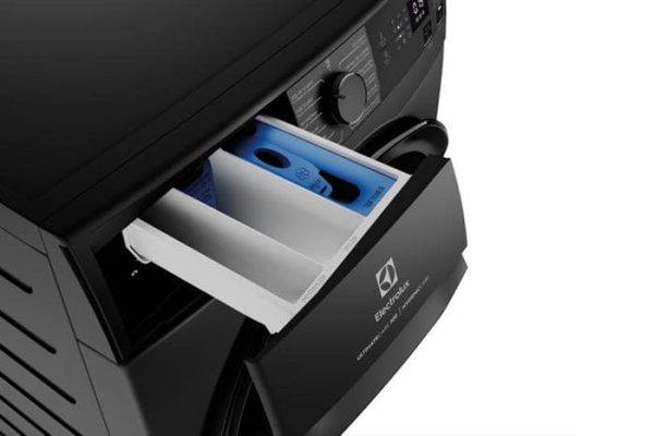 Máy giặt Electrolux UltimateCare 300 Inverter 10 kg EWF1024D3SC 5-min