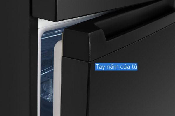 tu-lanh-hitachi-inverter-240-lit-hrtn5255mfuvn-12-700x467