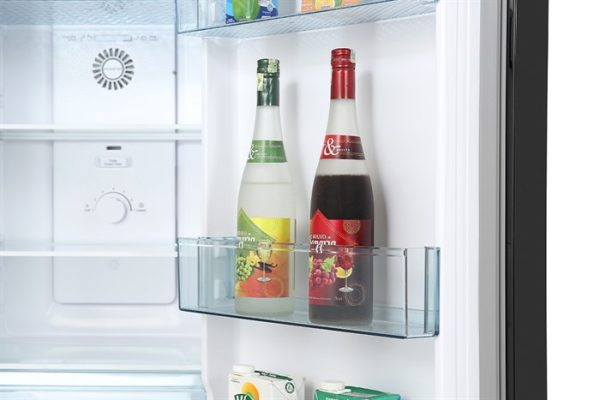 tu-lanh-hitachi-inverter-240-lit-hrtn5255mfuvn-9-1-700x467