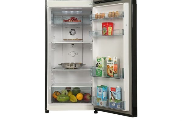 tu-lanh-hitachi-inverter-260-lit-hrtn5275mfuvn-6-1-700x467