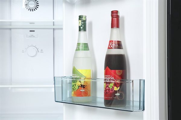 tu-lanh-hitachi-inverter-260-lit-hrtn5275mfuvn-8-1-700x467