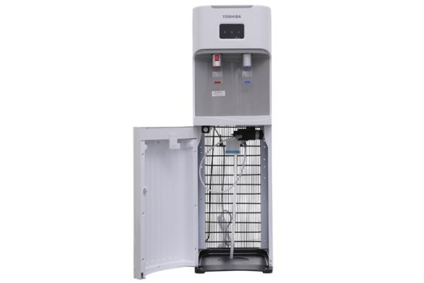 cay-nuoc-nong-lanh-toshiba-rwf-w1669bv-w-4-700x467
