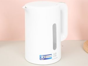Bình đun siêu tốc Electrolux 1.7 lít E2EK1-100W