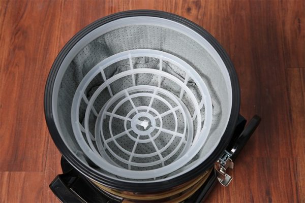 hitachi-cv-950f-wr-9-700x467