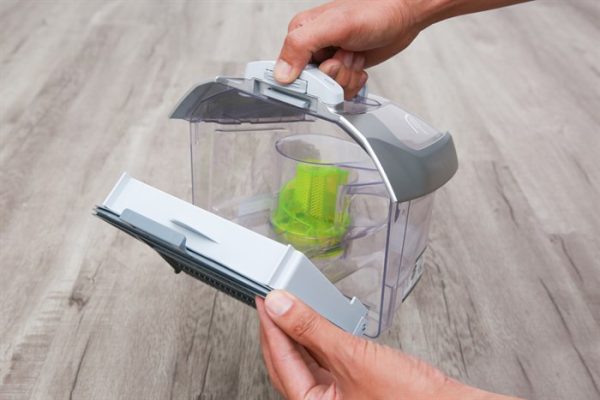 hitachi-cv-se22v-bre-7-700x467