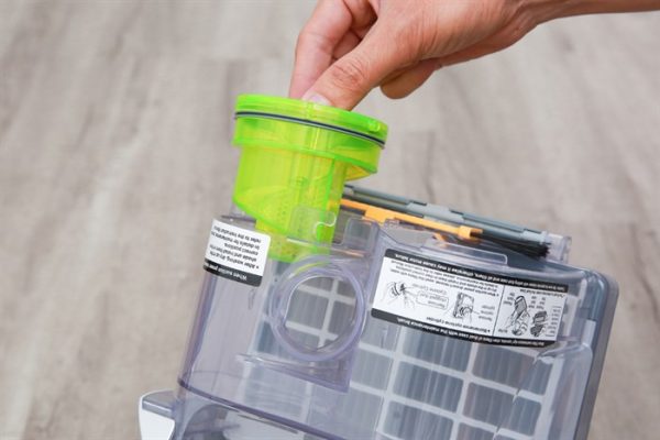 hitachi-cv-se22v-bre-8-700x467