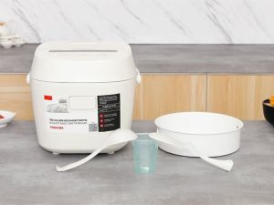 Nồi cơm điện tử Toshiba 1.8 lít RC-18DR5UVN(W)