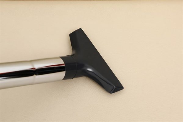 panasonic-mc-yl637sn49-13-700x467