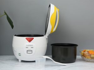 Nồi cơm nắp gài Cuckoo 1.08 lít CR-0671
