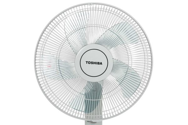 quat-dung-toshiba-f-lsa10-h-vn-xam-3-700x467 quat-dung-toshiba-f-lsa10-h-vn-xam-3-700x467